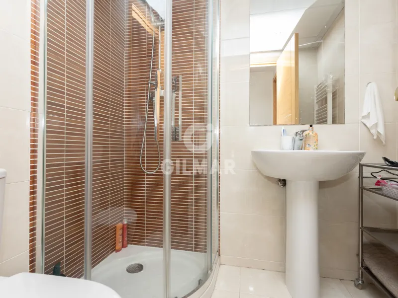 Ground floor apartment in Peñagrande - Madrid