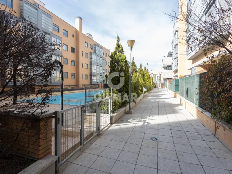 Ground floor apartment in Peñagrande - Madrid