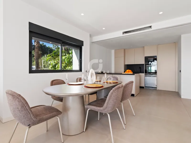 Apartamento en Estepona Este - Málaga