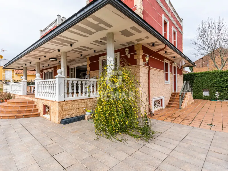 Chalet Independiente en Arroyomolinos - Madrid