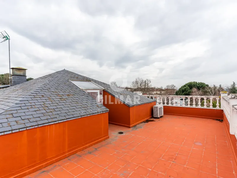Chalet Independiente en Arroyomolinos - Madrid