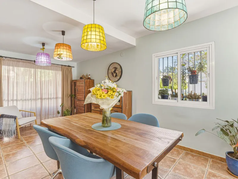 Well Presented Corner Townhouse in Las Lagunas de Mijas
