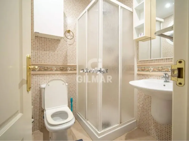 Chalet Pareado en Puerto de la Torre - Málaga