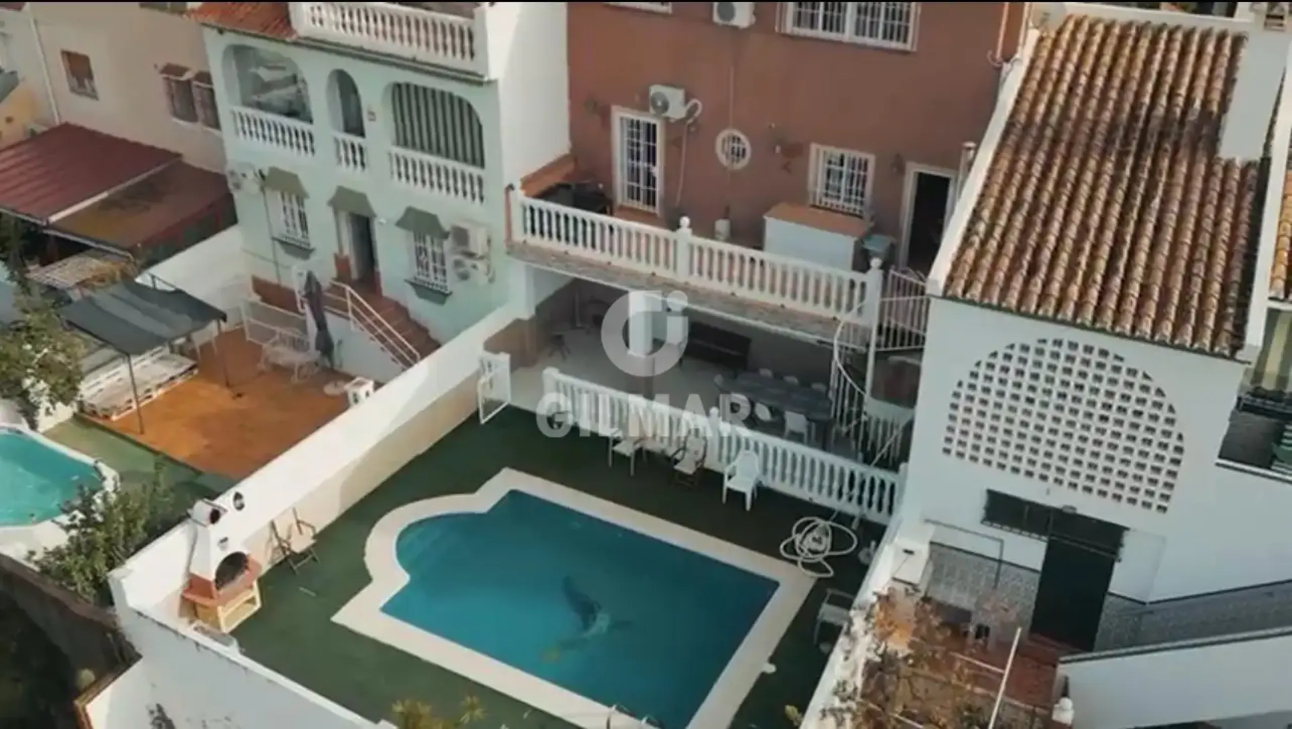 Chalet Pareado en Puerto de la Torre - Málaga