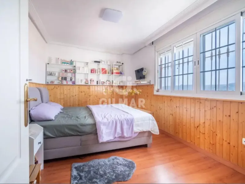 Chalet Pareado en Puerto de la Torre - Málaga