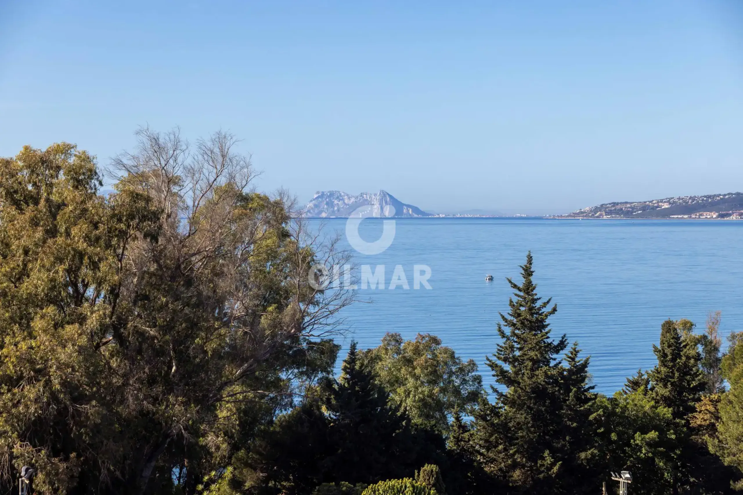 Chalet Adosado en Estepona - Málaga