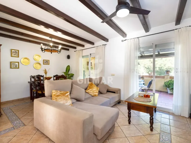 Chalet Adosado en Estepona - Málaga