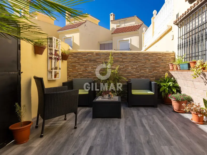 Chalet Adosado en Estepona - Málaga