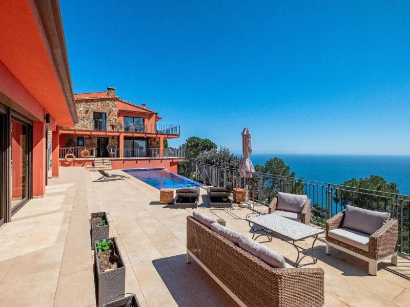 Renovated Villa with Panoramic Views of Aiguablava in Begur, Costa Brava