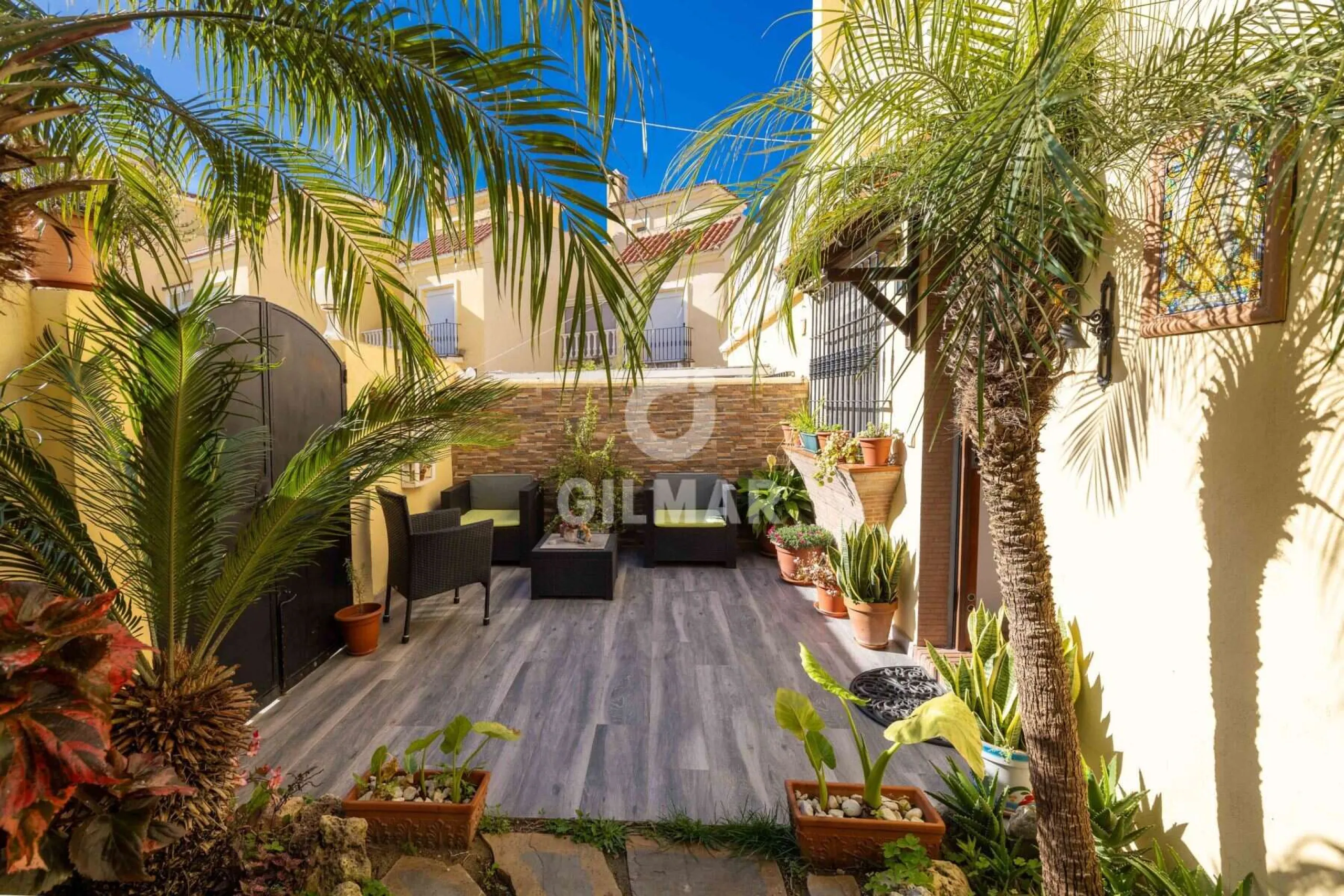 Chalet Adosado en Estepona - Málaga