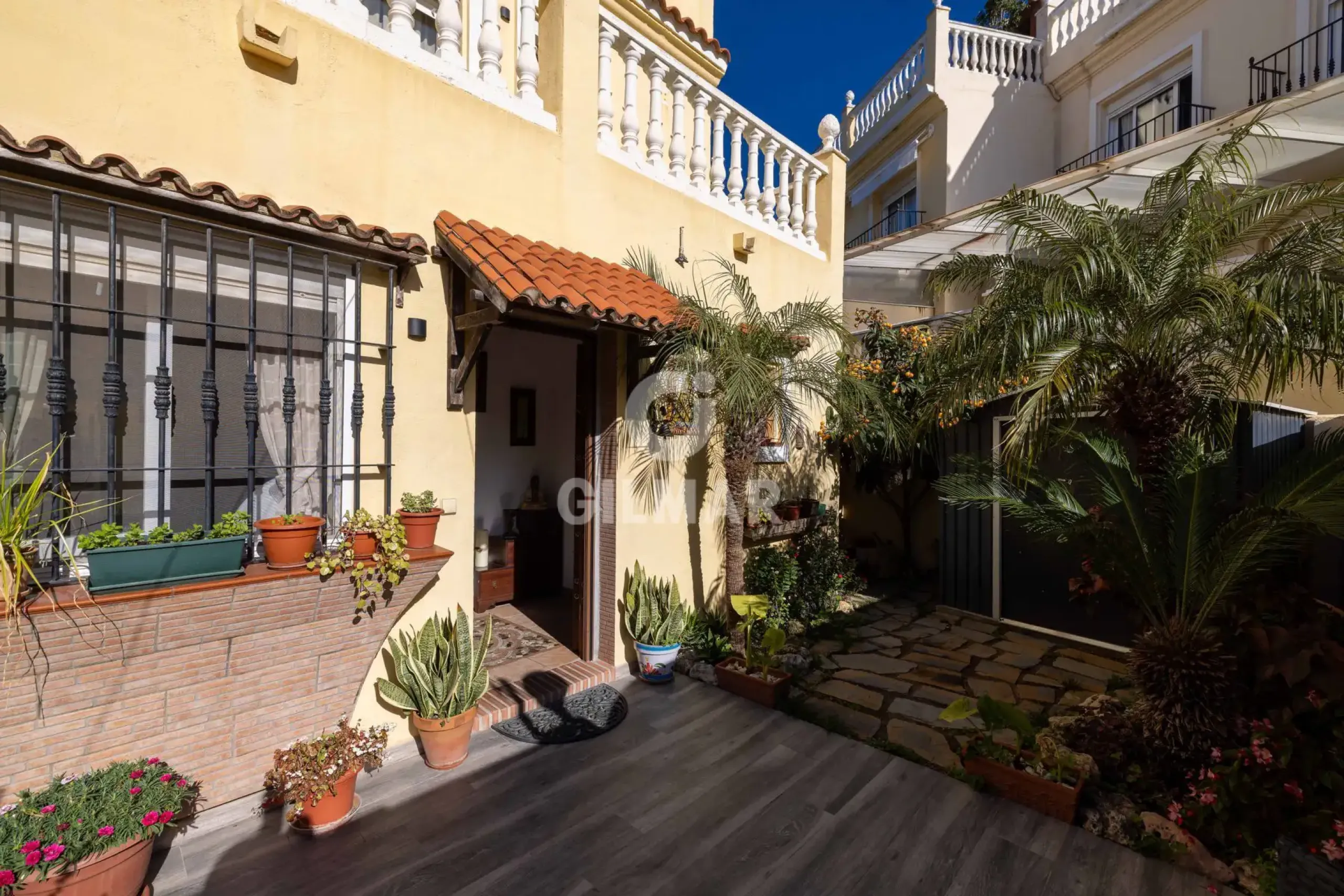 Chalet Adosado en Estepona - Málaga