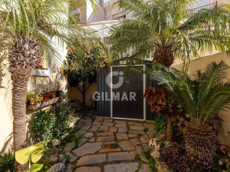 Chalet Adosado en Estepona - Málaga