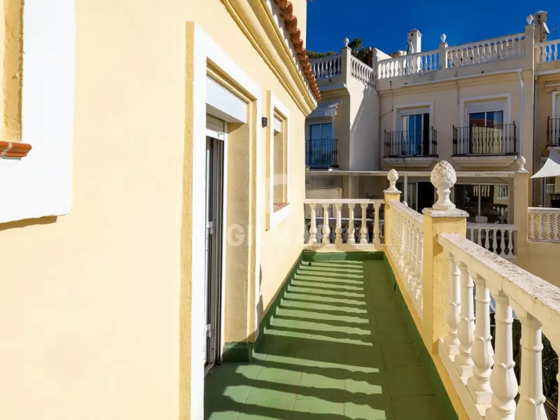 Chalet Adosado en Estepona - Málaga