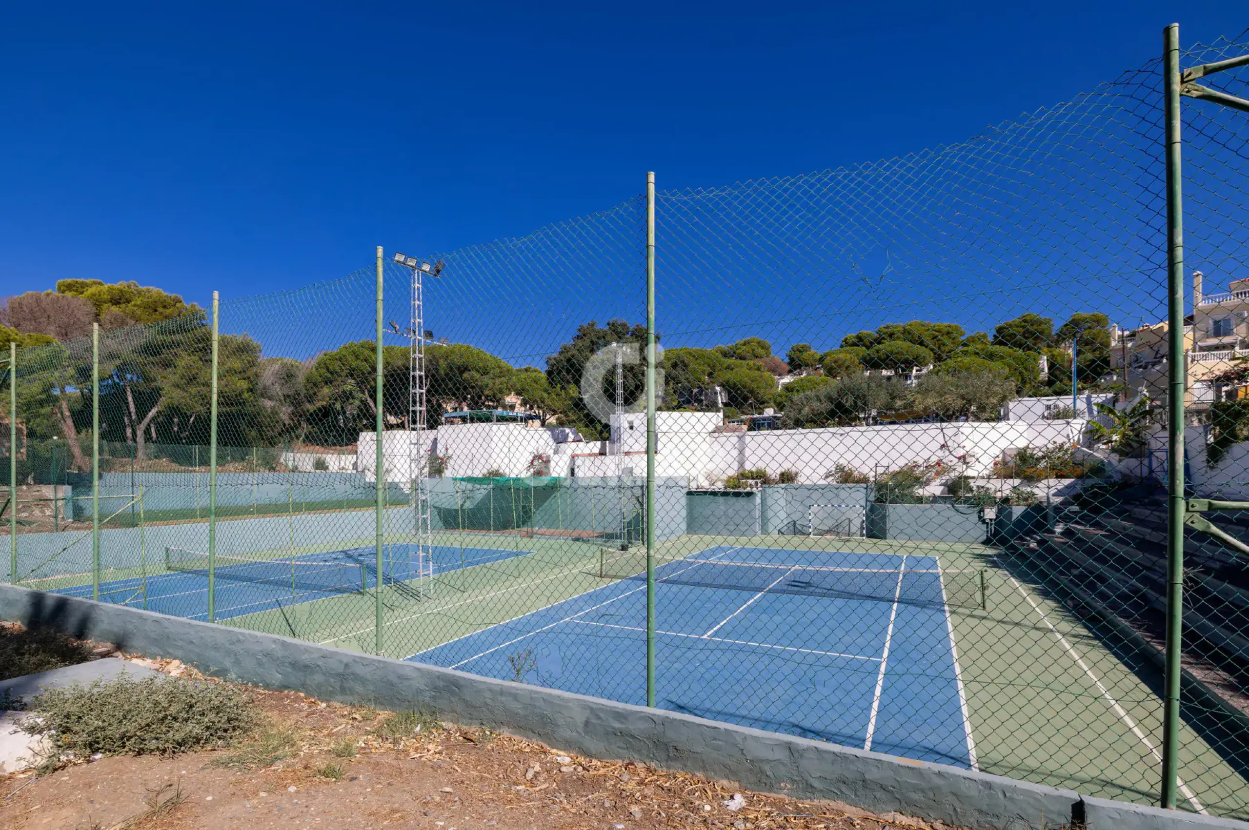 Chalet Adosado en Estepona - Málaga