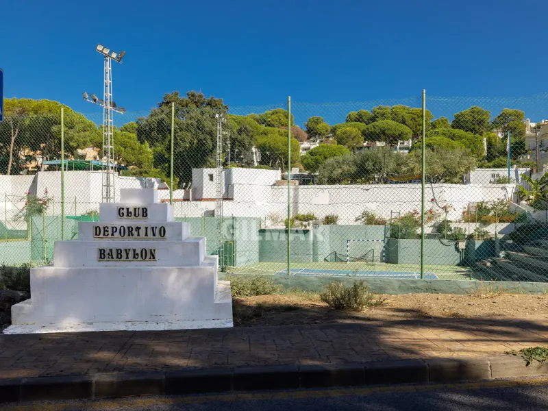 Chalet Adosado en Estepona - Málaga