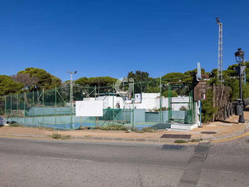 Chalet Adosado en Estepona - Málaga
