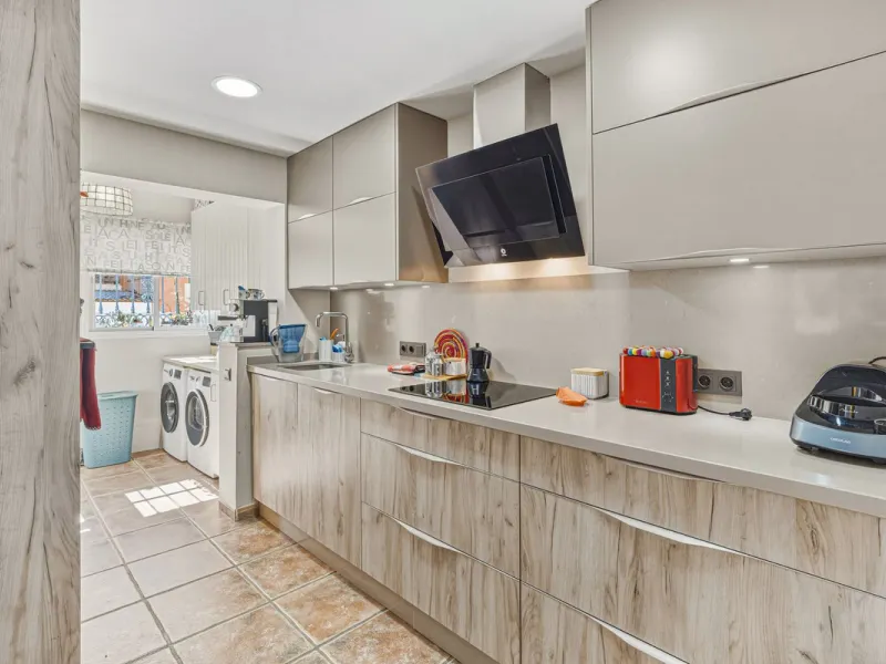 Well Presented Corner Townhouse in Las Lagunas de Mijas