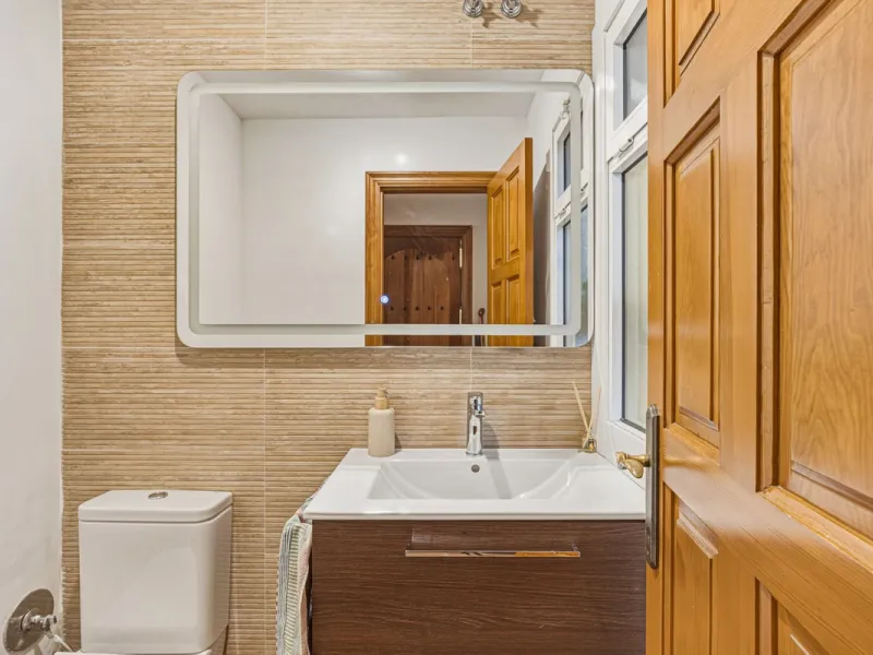 Well Presented Corner Townhouse in Las Lagunas de Mijas