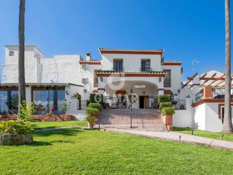 Chalet Independiente en Villamartín - Cádiz