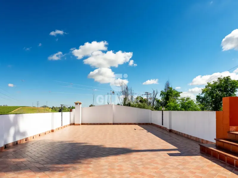 Chalet Independiente en Villamartín - Cádiz