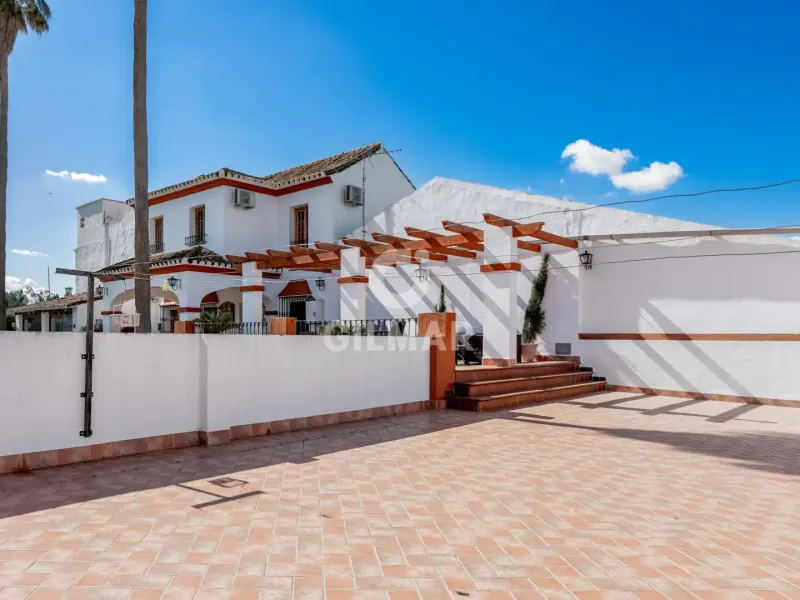 Chalet Independiente en Villamartín - Cádiz