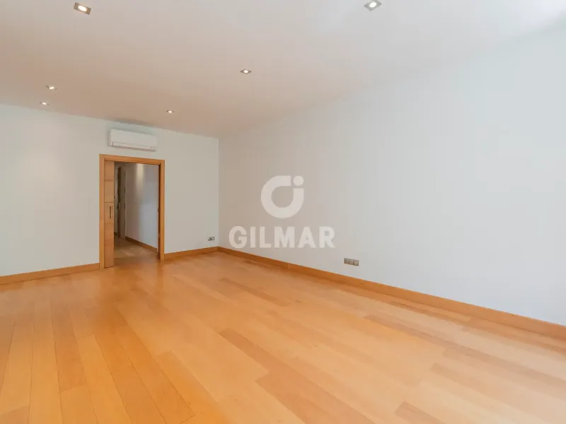 Apartment in Goya - Madrid