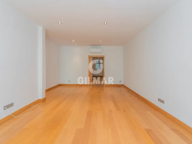 Apartment in Goya - Madrid