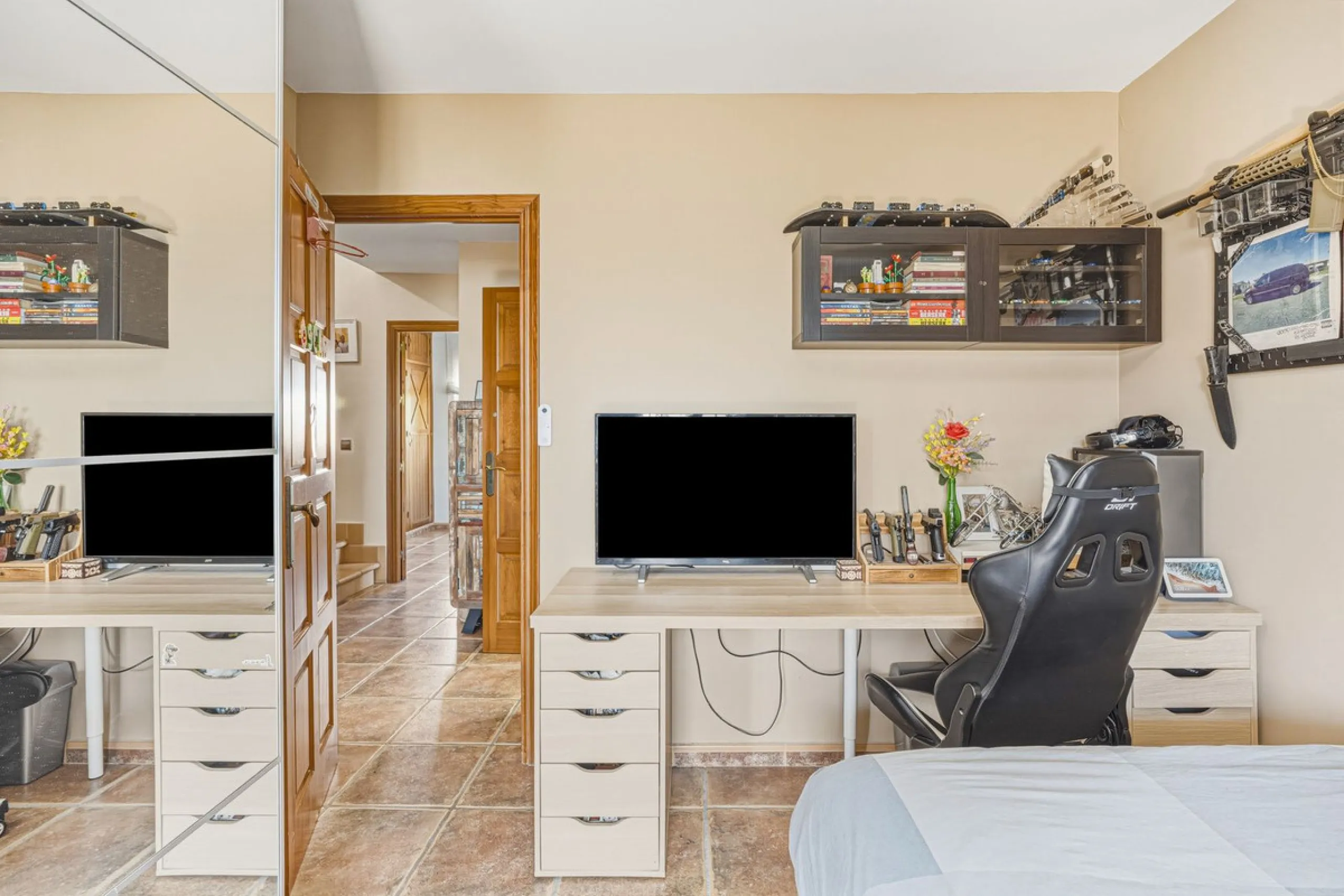 Well Presented Corner Townhouse in Las Lagunas de Mijas