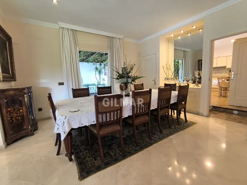 Villa in Marbella Este - Málaga