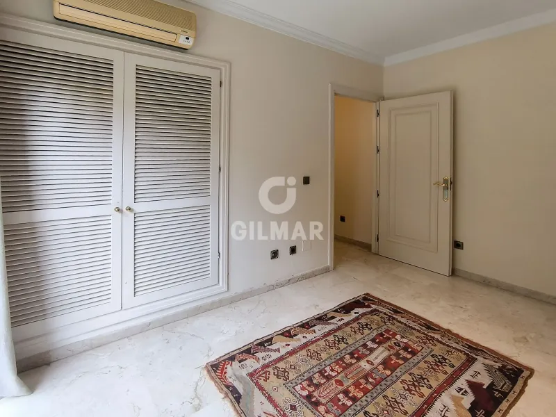 Villa in Marbella Este - Málaga