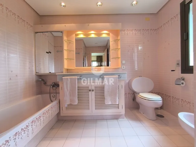 Villa in Marbella Este - Málaga