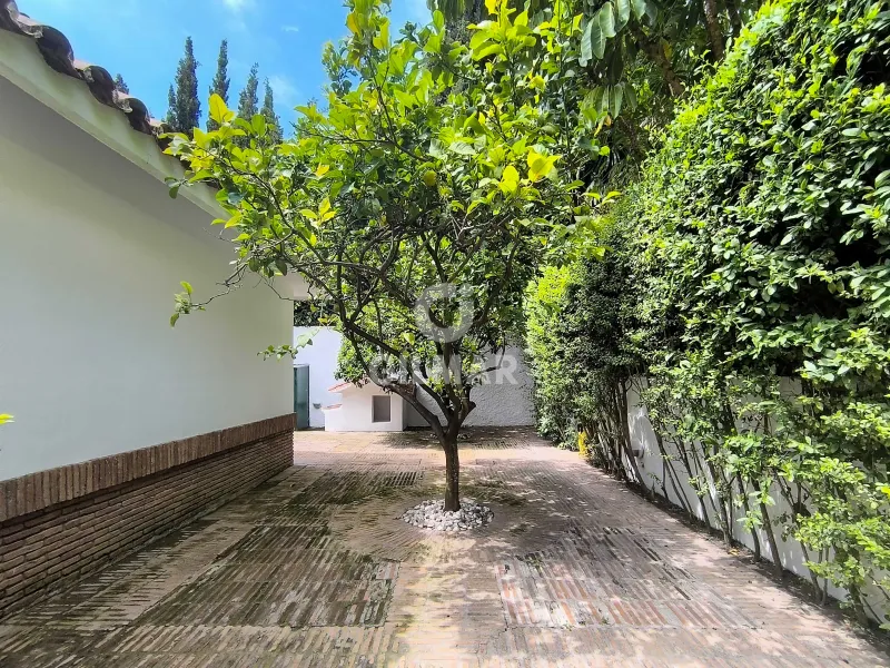 Villa in Marbella Este - Málaga