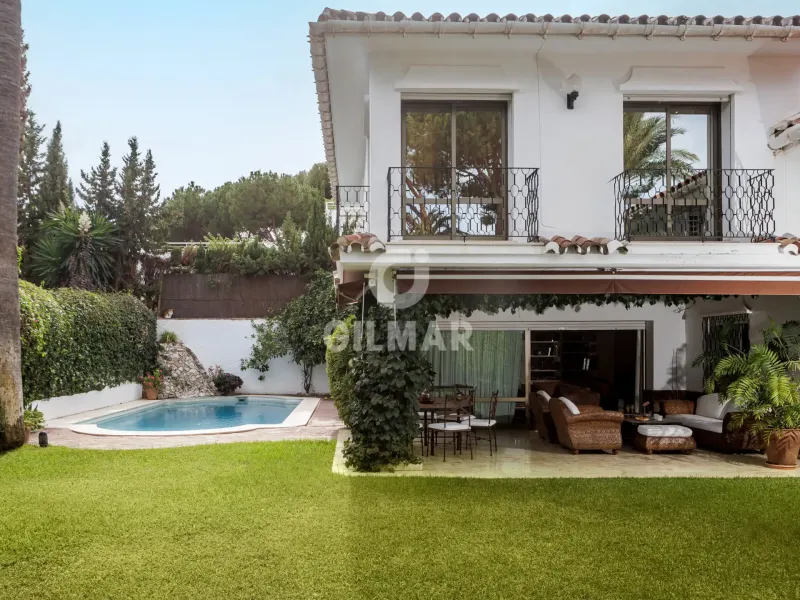 Villa in Marbella Este - Málaga