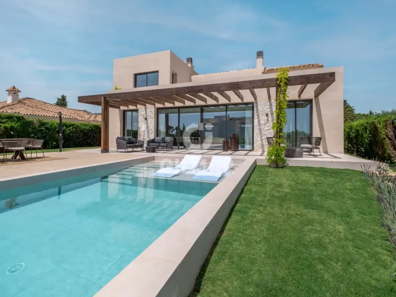 Villa in Estepona Este - Málaga