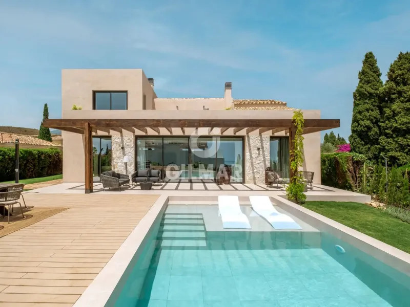 Villa in Estepona Este - Málaga