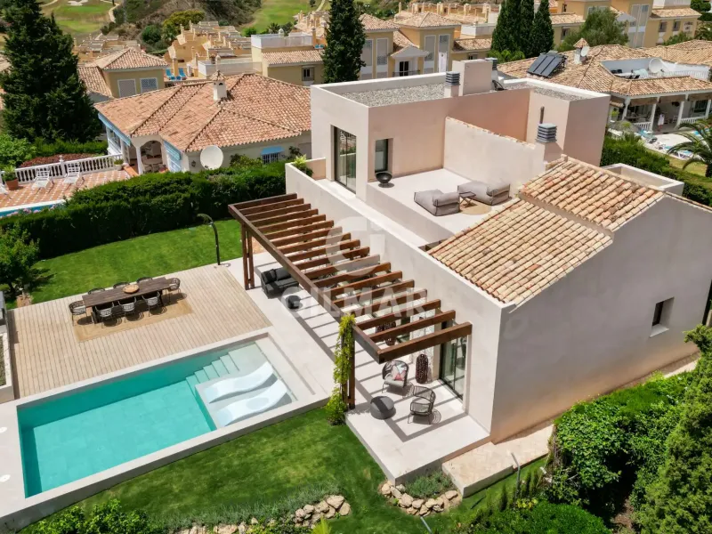 Villa in Estepona Este - Málaga