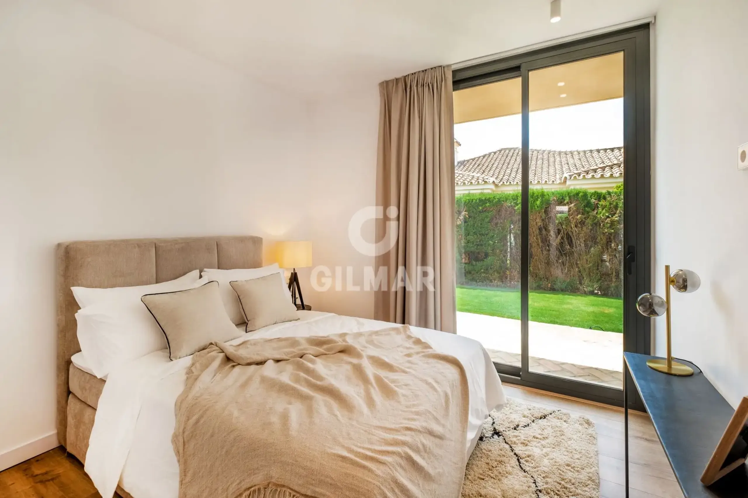 Villa in Estepona Este - Málaga