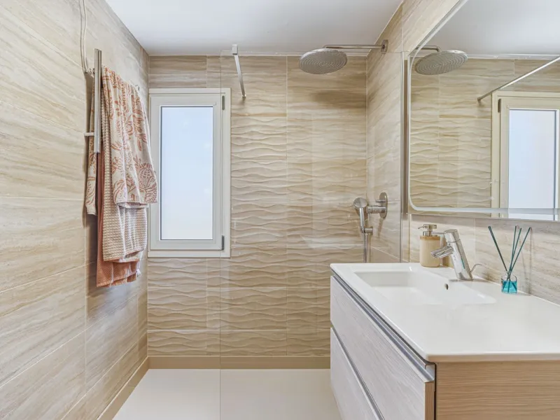 Well Presented Corner Townhouse in Las Lagunas de Mijas