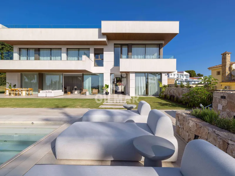 Villa in Churriana (Málaga) - Málaga