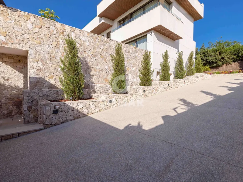 Villa in Churriana (Málaga) - Málaga