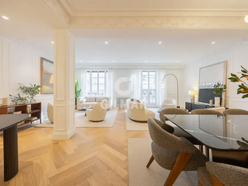 Apartment in Castellana - Madrid