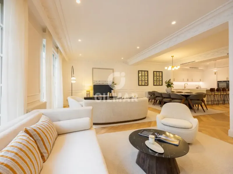 Apartment in Castellana - Madrid