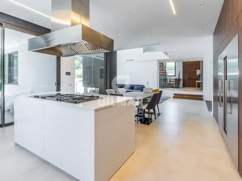 Chalet Independiente en Ciudalcampo - Madrid