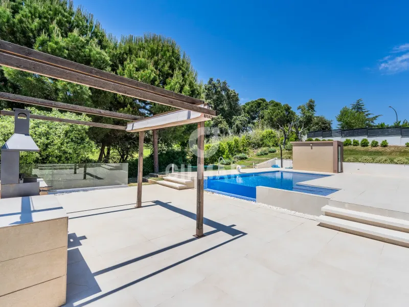 Chalet Independiente en Ciudalcampo - Madrid