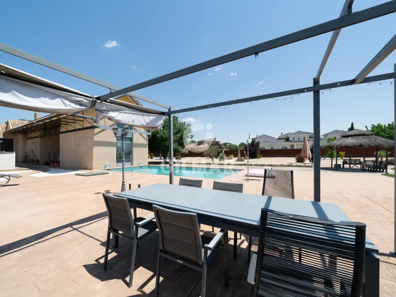Villa in Valdetorres de Jarama - Madrid