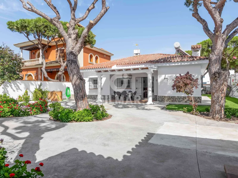 Villa in Chiclana de la Frontera - Cádiz