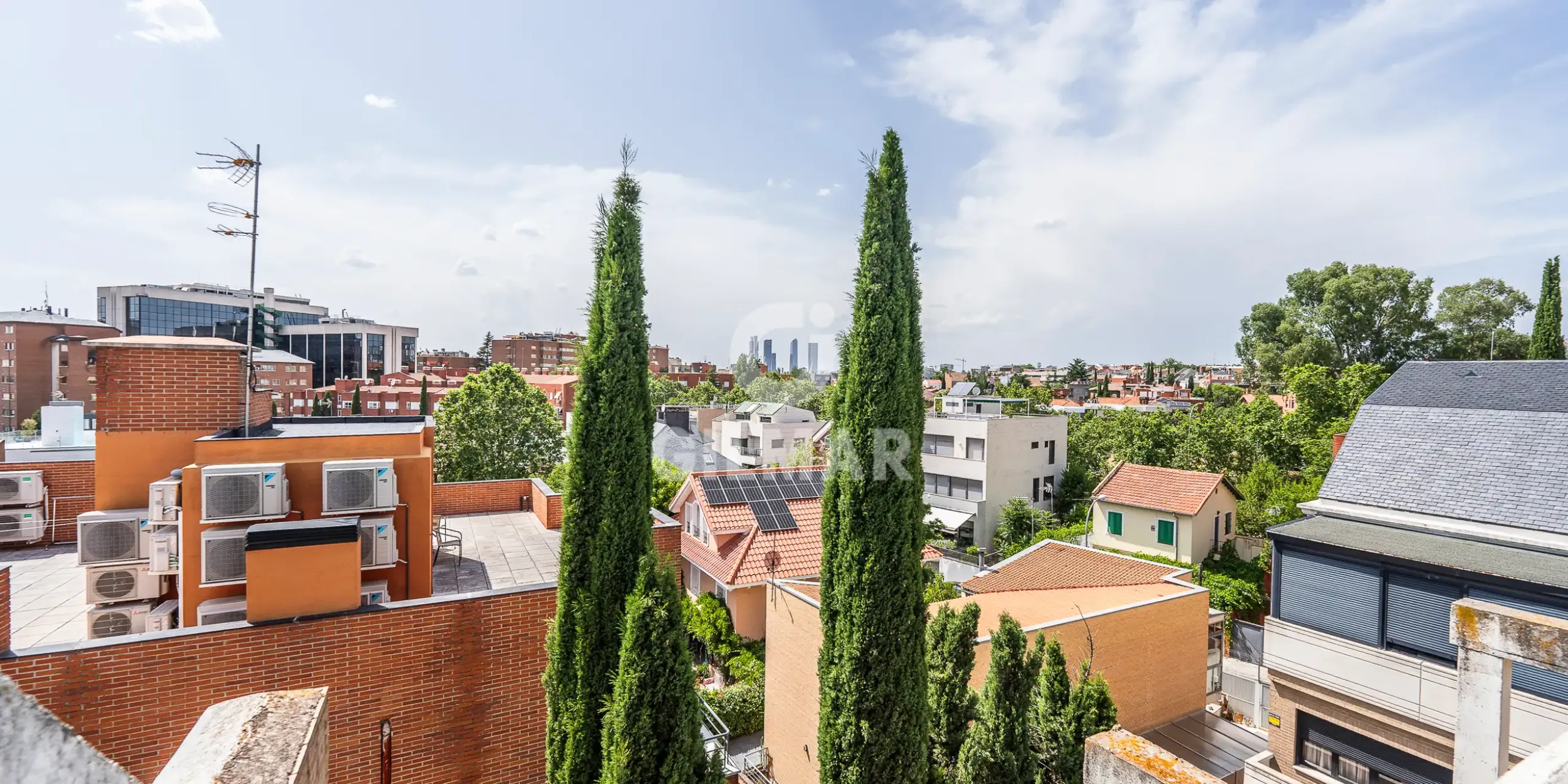 Semi-detached house in Arturo Soria - Madrid