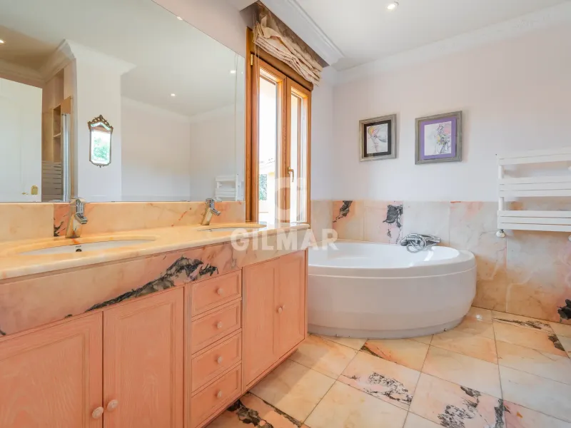 Villa in Ciudalcampo - Madrid