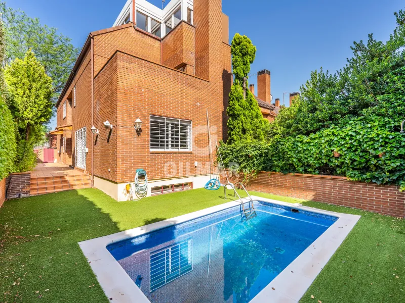 Chalet Pareado en Arturo Soria - Madrid