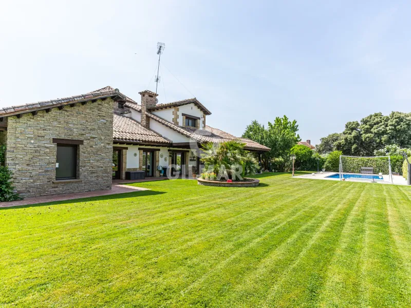 Villa in Villaviciosa de Odón - Madrid